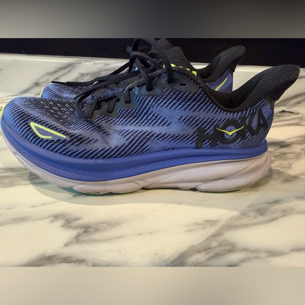 Hoka Clifton 9